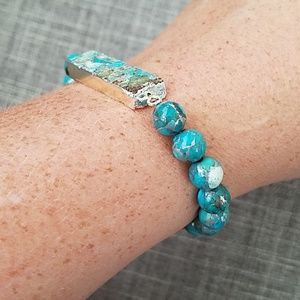 🍂Turquoise and silver stretch bracelet